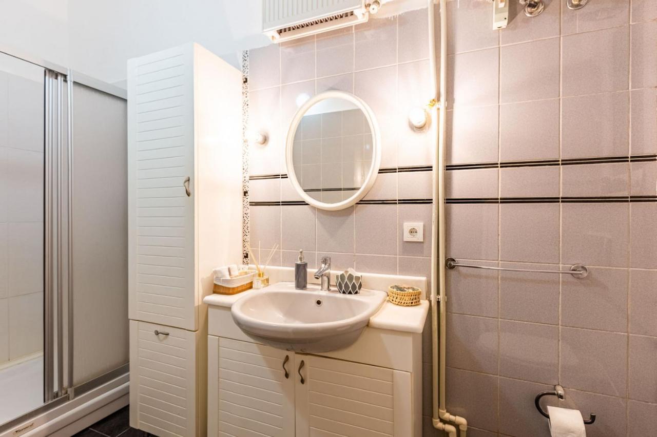 Historical Flat With A Lovely Sea View In Beyoglu Κωνσταντινούπολη Εξωτερικό φωτογραφία