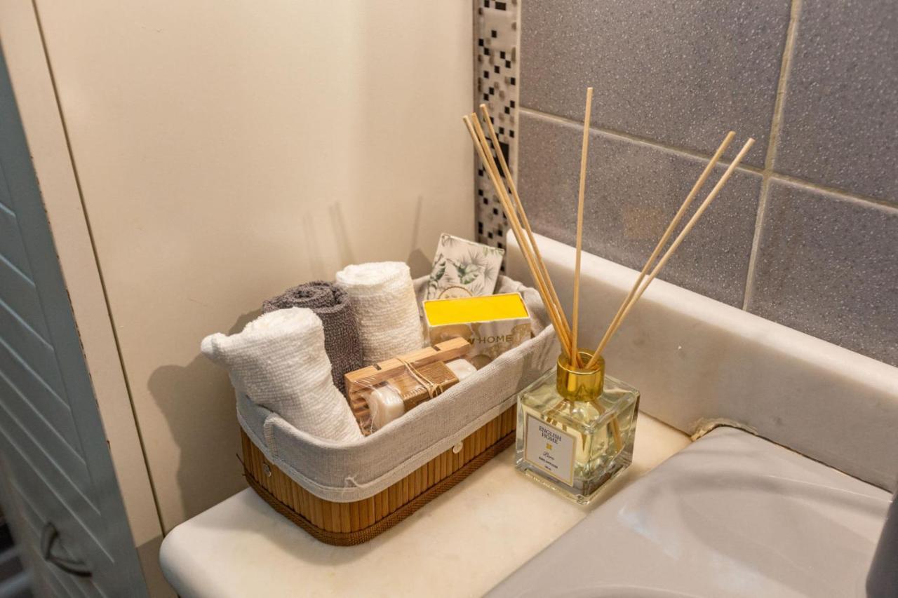 Historical Flat With A Lovely Sea View In Beyoglu Κωνσταντινούπολη Εξωτερικό φωτογραφία
