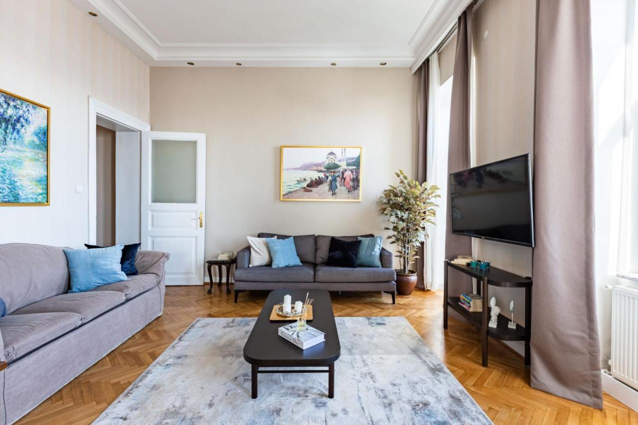 Historical Flat With A Lovely Sea View In Beyoglu Κωνσταντινούπολη Εξωτερικό φωτογραφία